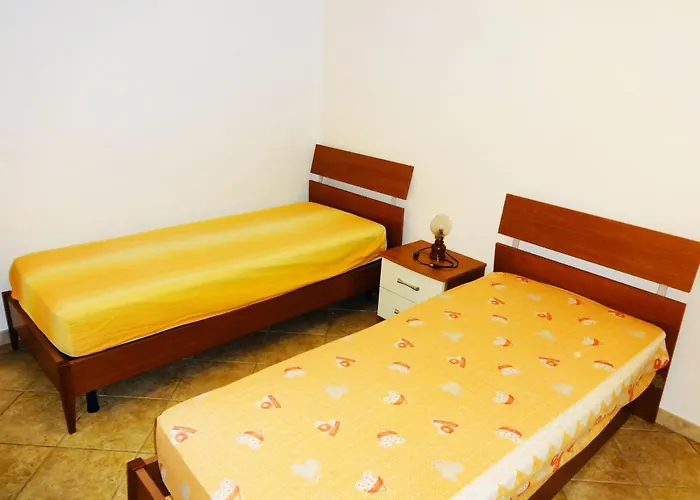 Nuvola Da 8 A 11 Posti *